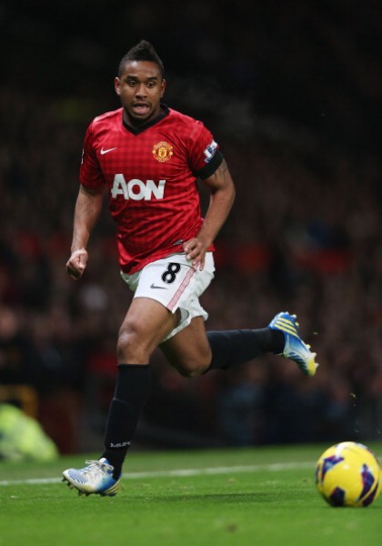 位中场球员 位中场球员