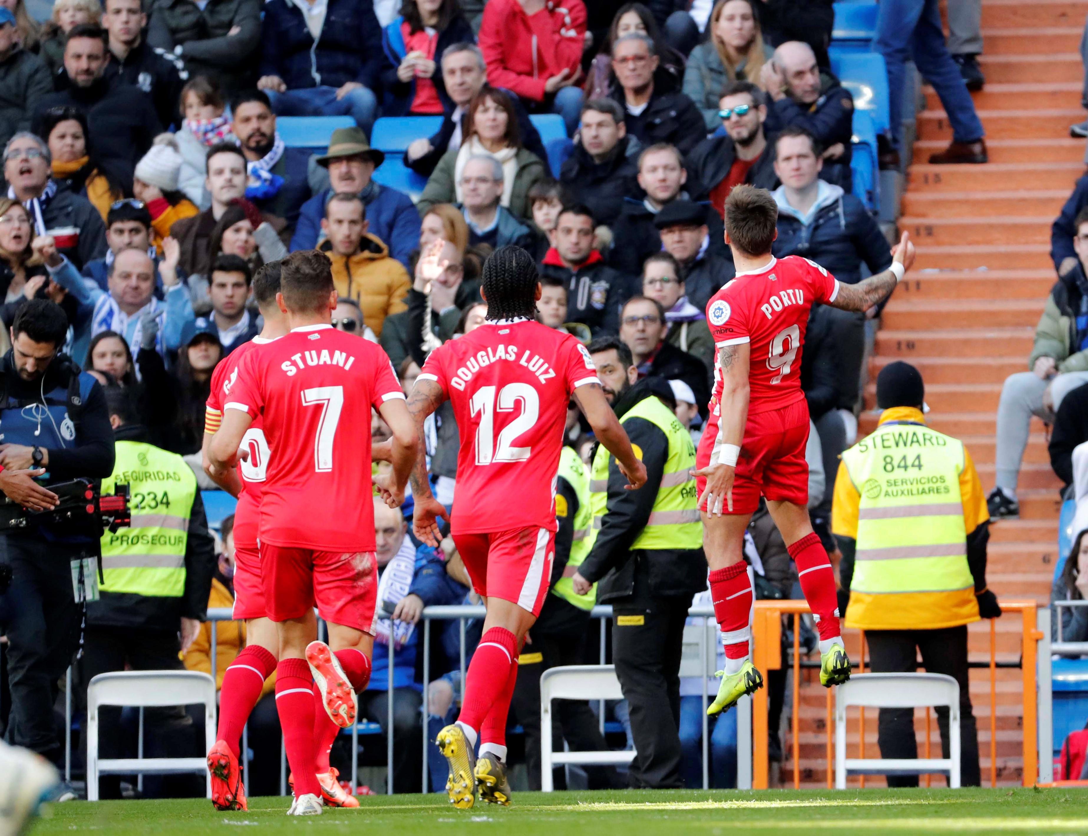 坚定支持的 坚定支持的