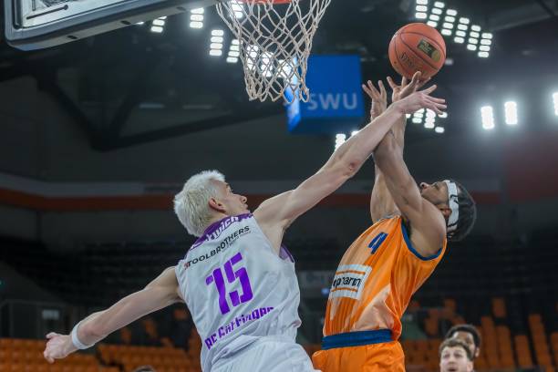 在此时退役 在此时退役