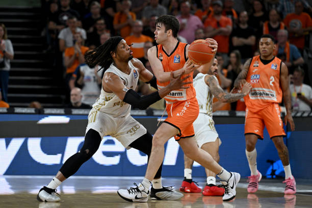 体育不仅是 体育不仅是